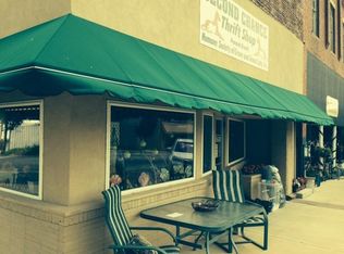 33 W 3rd St, Grove, OK 74344