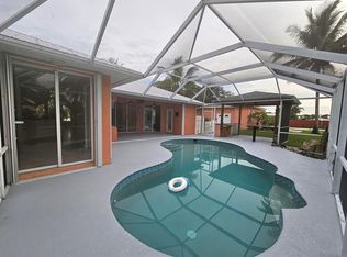 250 SW Ridgecrest Dr, Port Saint Lucie, FL 34953