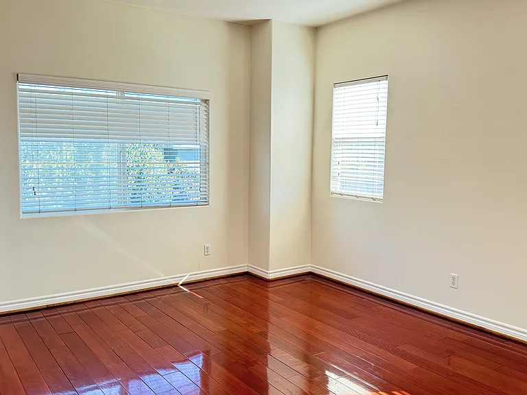 620 N Rural Dr — Photo 10
