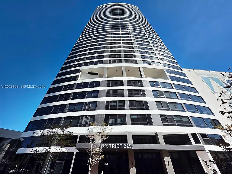 225 N Miami #3109 — Photo 3