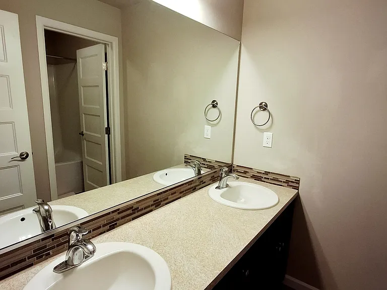 4946 Skylark St NE — Photo 22