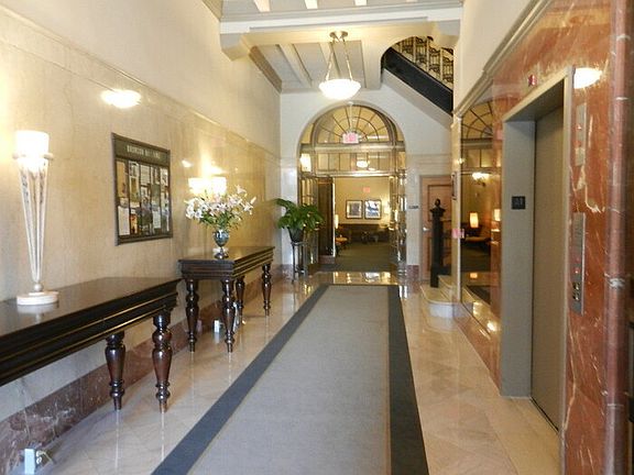 2nd image of 160 Wall St #L-204