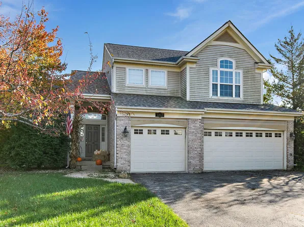 807 Park Ave, Lake Villa, IL 60046