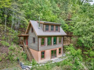1146 Thomas Branch Rd, Marshall, NC 28753