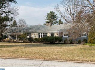 1200 Muhlenburg Dr, Wayne, PA 19087