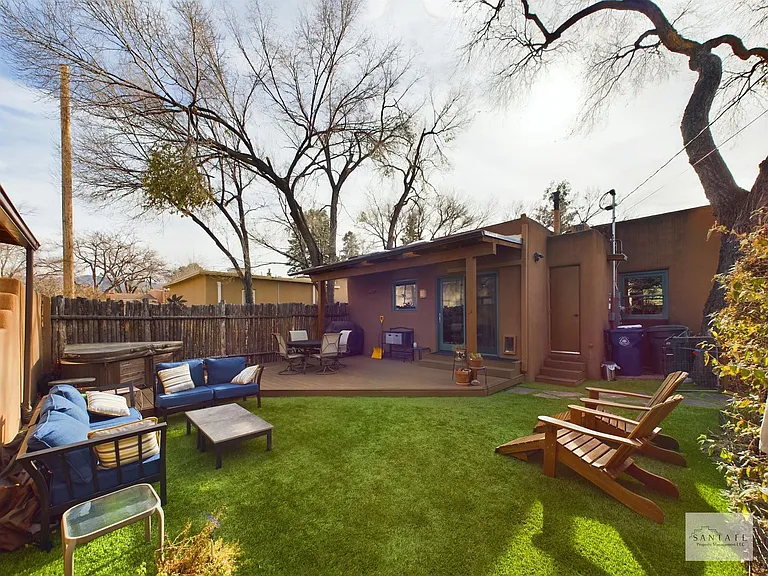 303 Sena St — Photo 29