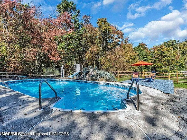 541 Frank Applegate Rd — Photo 34
