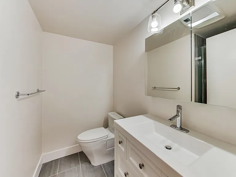 1454 South Van Ness LLC — Photo 8