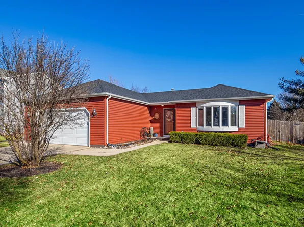 4702 Overland Trl, McHenry, IL 60050