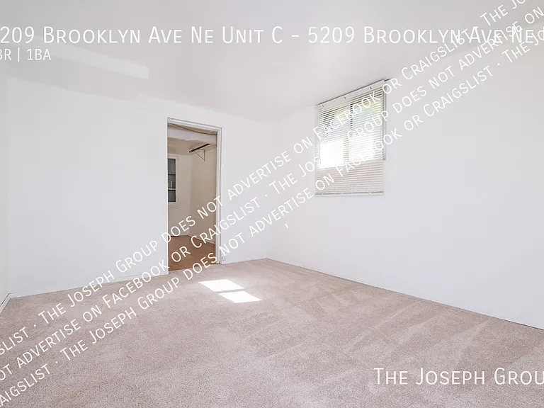 5209 Brooklyn Ave NE #C — Photo 9