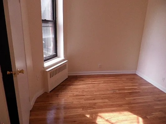 Rented by Citi Habitats | media 38