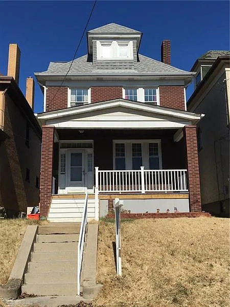 3232 Gaylord Ave photo 1