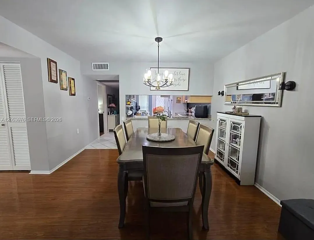 Bahama Village Condo — Photo 2