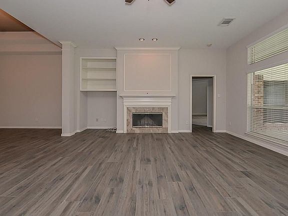 5th image of 2387 Marina View Way