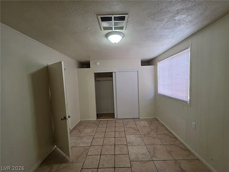 910 Magnolia Ave — Photo 44