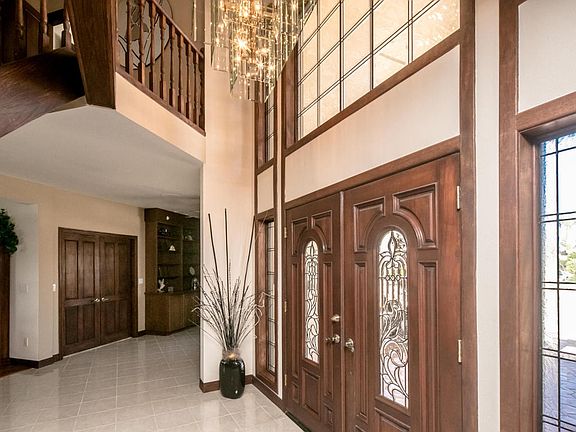 4th image of 2395 Wood Ln