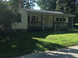 57 Plain St, Upton, MA 01568