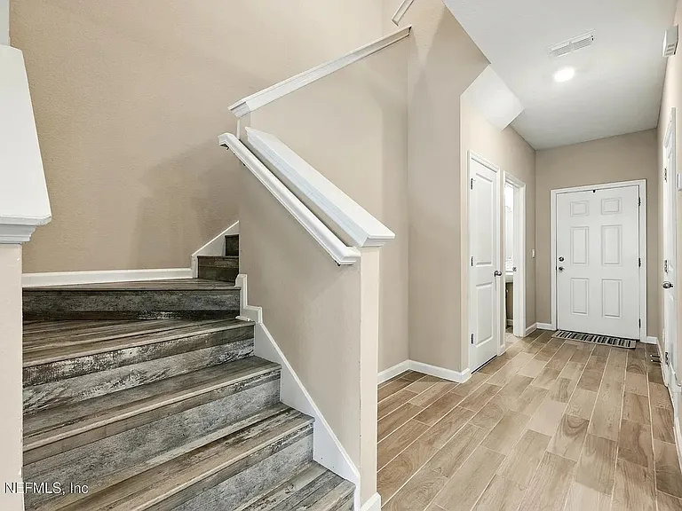 38 Appleton Ct — Photo 11