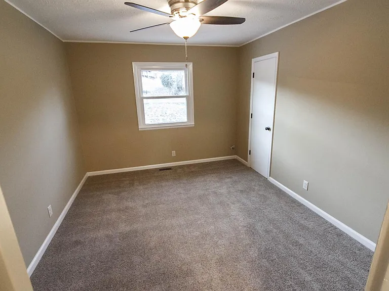460 California St #4 — Photo 21