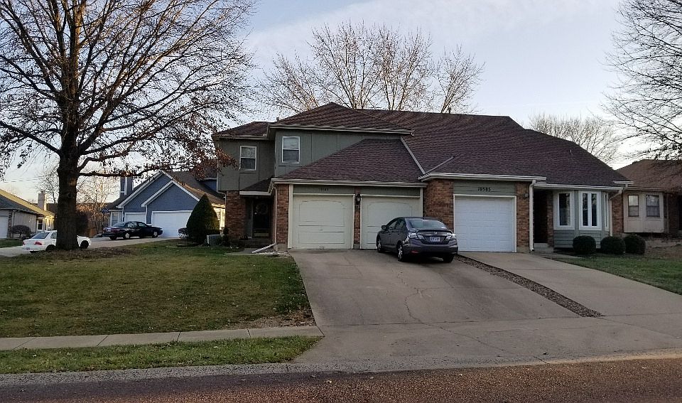 Duplex is on the left