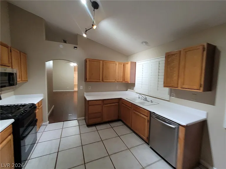 2458 Color Canyon Way — Photo 17