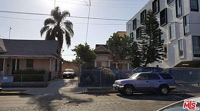 2nd image of 1025 Fedora St
