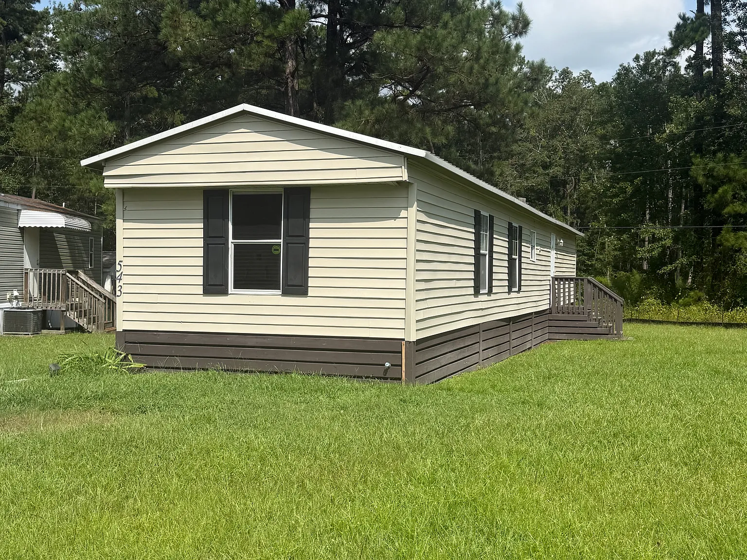 3 bed, 1040 sqft, $1,500 — Photo 2