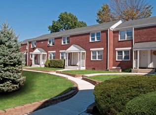 Warner Village, Trenton, NJ 08609