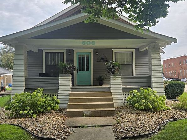 606 Kickapoo St