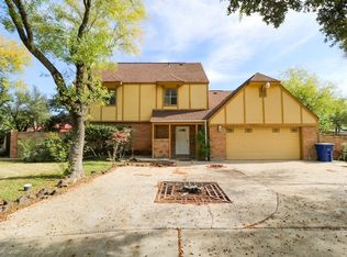 908 Graceland Dr, Laredo, TX 78045
