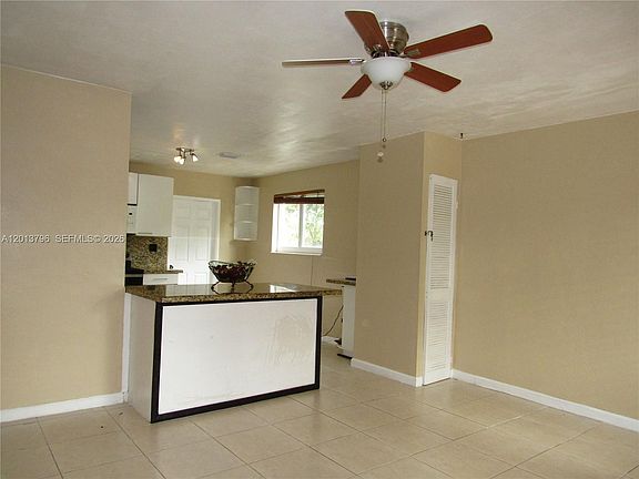 4th image of 1390 SW 34th Ave