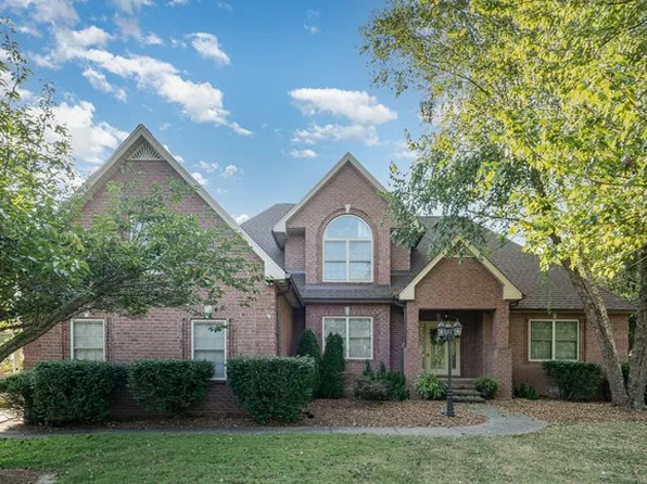 297 S Ray Rd, Portland, TN 37148