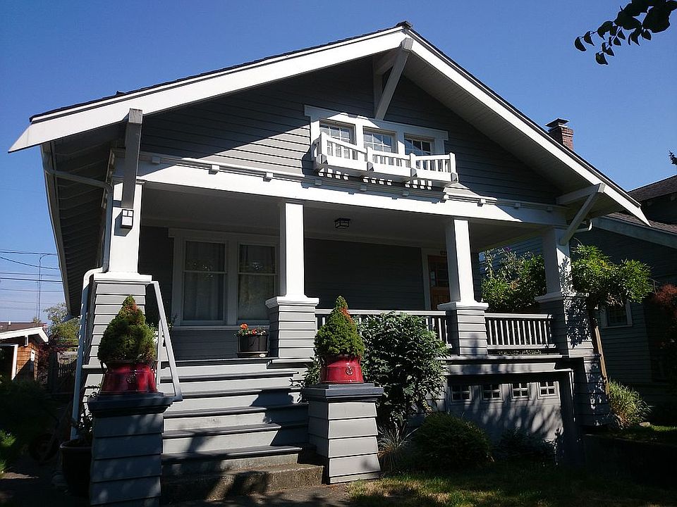 2nd image of 6260 19th Ave NE