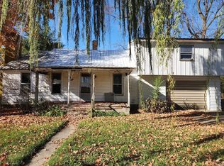 532 Adams St, Carrollton, IL 62016