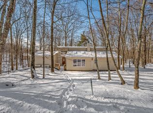 2110 Owl Pass, Bushkill, PA 18324