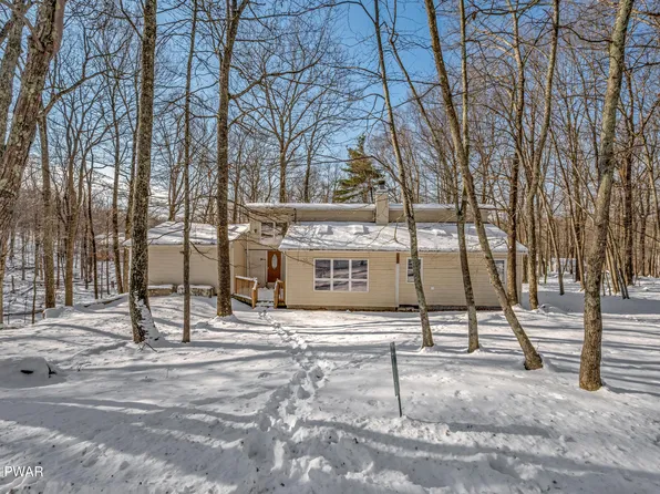 2110 Owl Pass, Bushkill, PA 18324