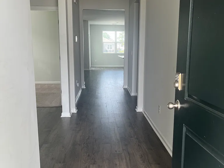 920 Blue Point Dr — Photo 4