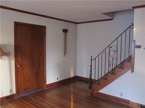 3rd image of 1635 Sheridan Dr