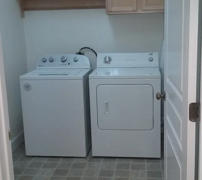 Littlefield Apartments — Photo 19