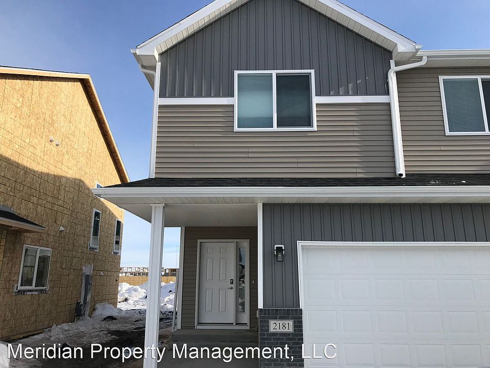 1st image of 2181 Dock Dr W