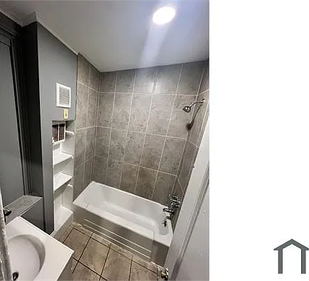 639 Corson St #1 — Photo 7