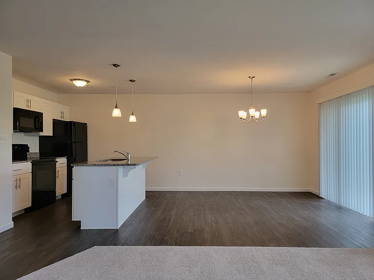 30 Howard Dr — Photo 8