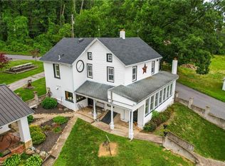 405 Kichline Rd, Hellertown, PA 18055