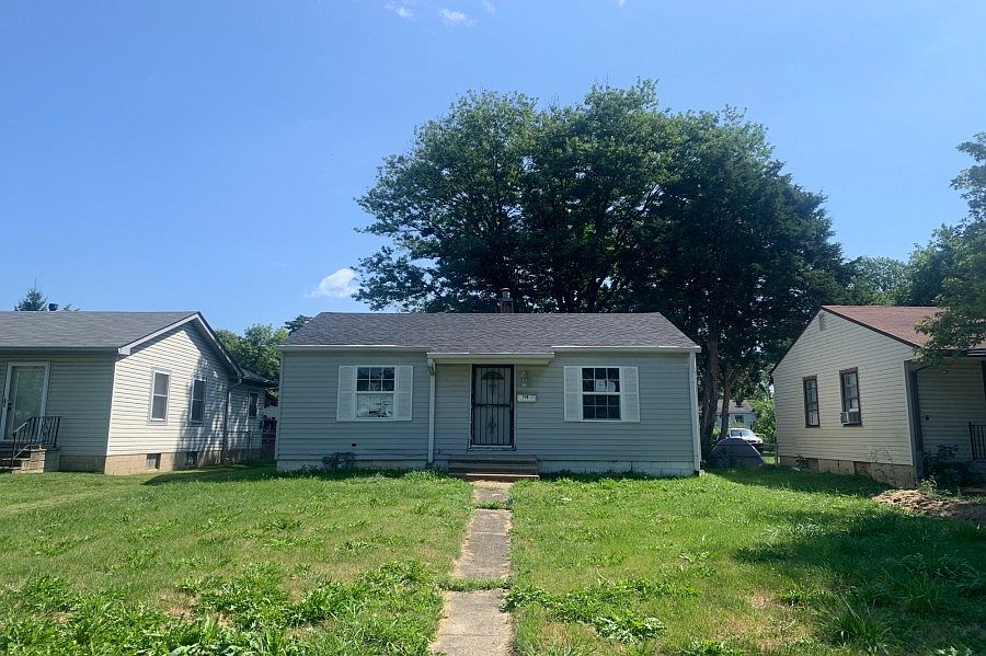 1st image of 749 S Emerson Ave