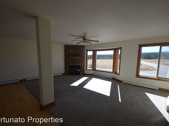 2nd image of 589 Platte Dr Unit B