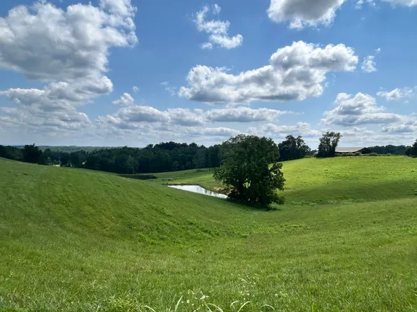 1 Hegira Rd, Burkesville, KY 42717