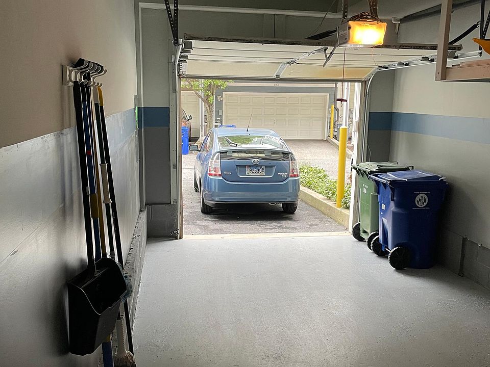 Private parking for 2