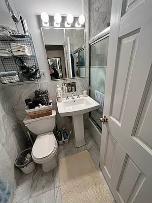 Rented by Bond New York | media 20