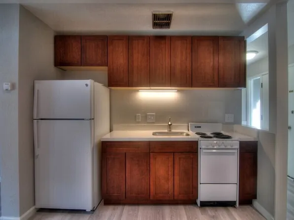 319 Poplar Ave #1, Redwood City, CA 94061