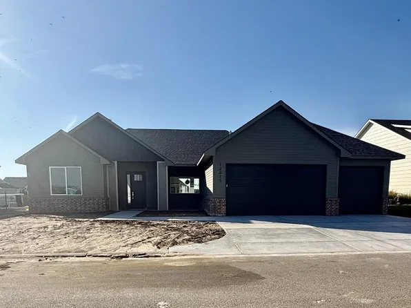 12075 E Shadowridge St, Wichita, KS 67226